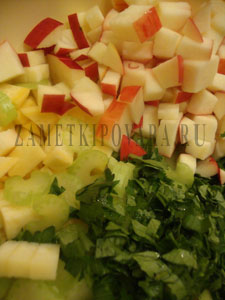 Салат из репы с яблоками и сельдереем