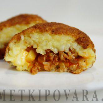 Рисовые шарики с мясом