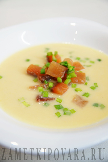 Картофельный крем-суп с семгой