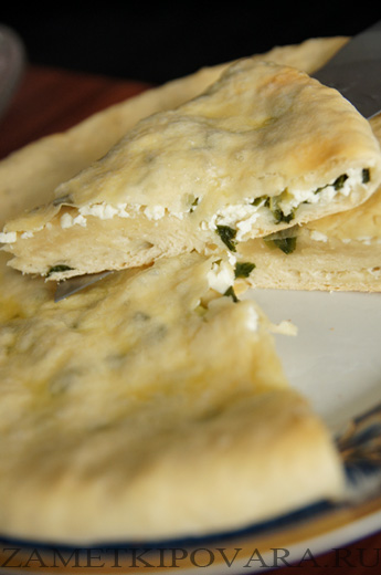 Осетинский пирог с луком и сыром: пошаговый рецепт приготовления с фото
