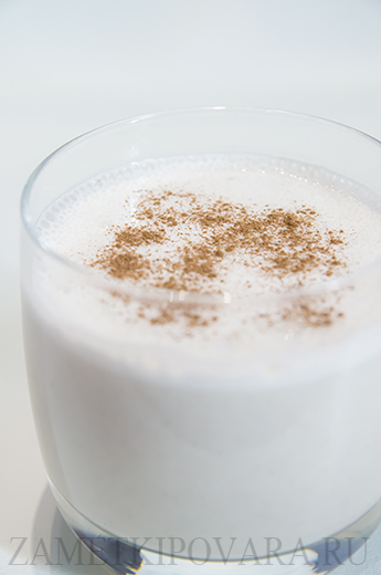 Молочно-овсяный коктейль с корицей