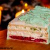 Закусочный торт из тостерного хлеба с курицей